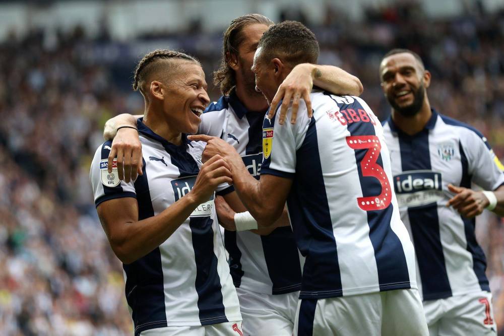 包含攻防交错激烈,多支球队难分伯仲的词条 包含攻防交错激烈,多支球队难分伯仲的词条