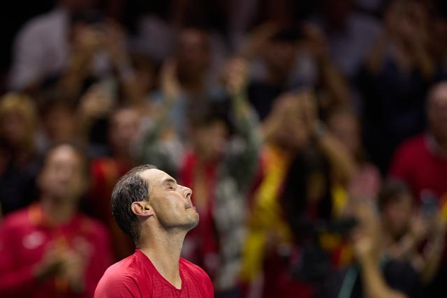 西班牙网球队完胜美国网球队,纳达尔一己之力扛起全队的简单介绍 西班牙网球队完胜美国网球队,纳达尔一己之力扛起全队的简单介绍