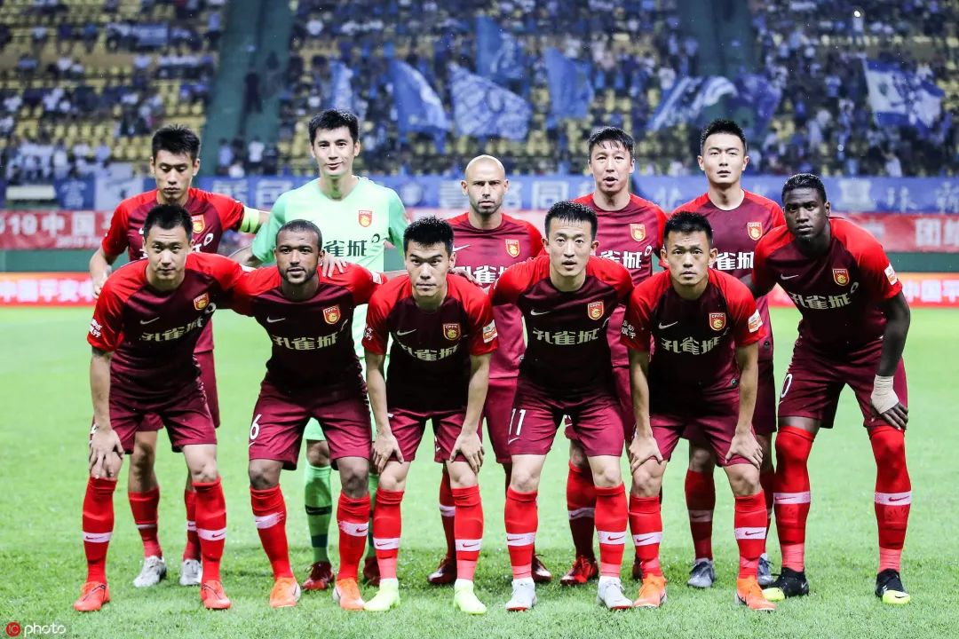 河北华夏幸福客场逼平大连一方，陷入平局